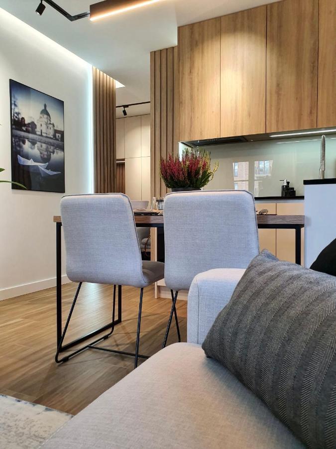 Luxury 2-Room Apartment In Praga-Polnoc Port Praski وارسو المظهر الخارجي الصورة