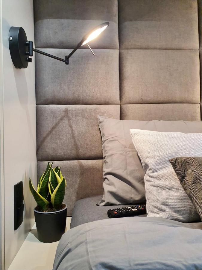 Luxury 2-Room Apartment In Praga-Polnoc Port Praski وارسو المظهر الخارجي الصورة